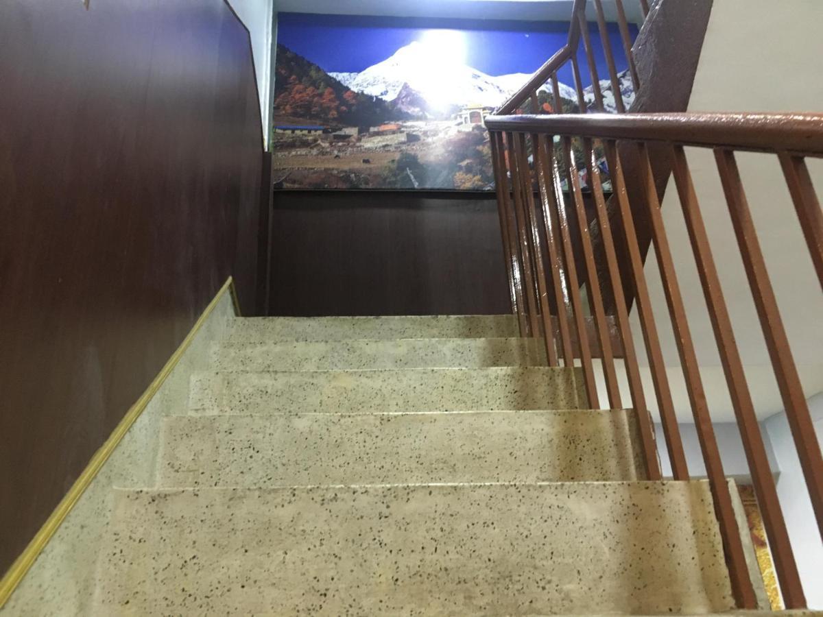 Hotel Plumeria Inn Kathmandu Bagian luar foto